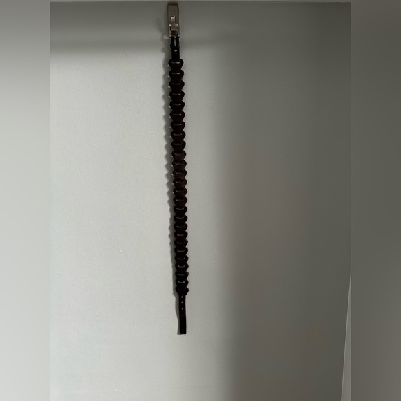 BELT Brown Link Design Faux Leather Fashion Design Women 36 Silver Hardware EUC - Picture 8 of 10